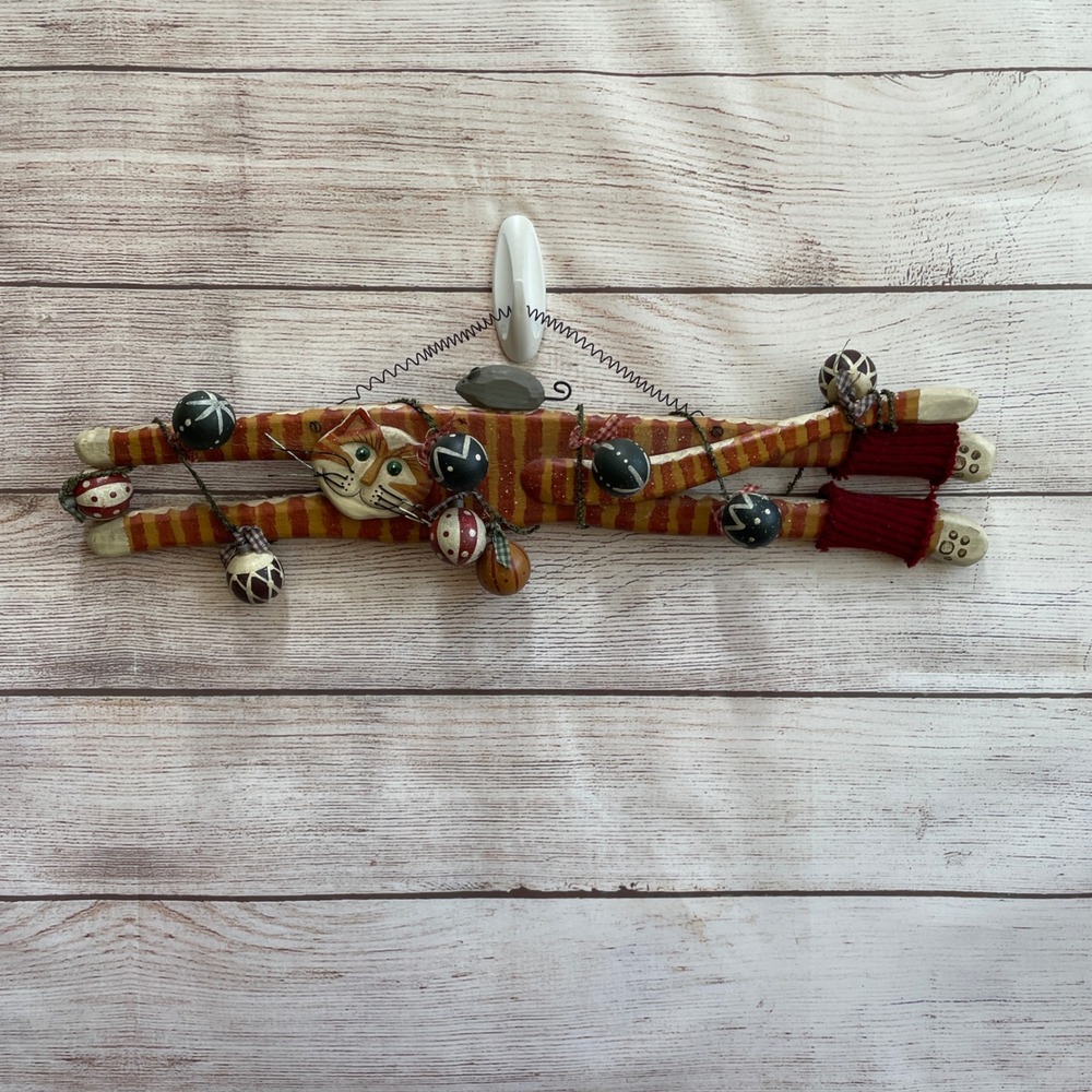 FOLK‎ ART CAT AND MOUSE WOODEN WALL HANGING